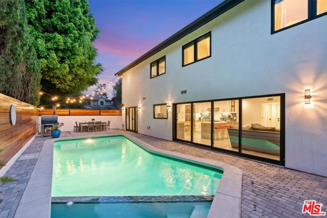 3134 Granville Avenue, Los Angeles CA: https://media.crmls.org/mediaz/56a1fb75-9281-43fa-baad-db35eb272e13.jpg