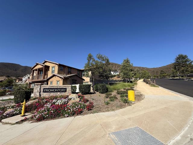 35805 E Shetland Hls, Fallbrook CA: https://media.crmls.org/mediaz/56a35d30-7fd3-42e1-a06d-f409ab186f21.jpg