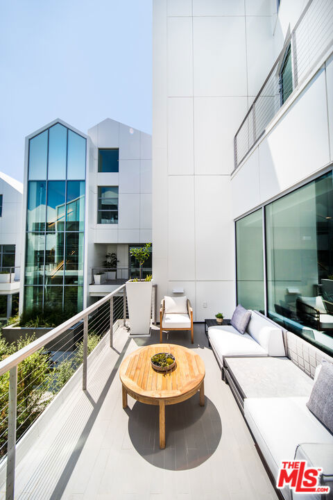 8600 Wilshire Boulevard, PH16 photo 20