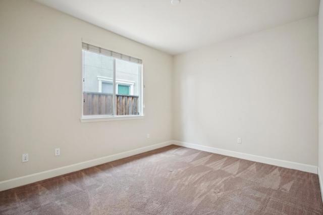 5476 Pinnacle View Way, Antioch CA: https://media.crmls.org/mediaz/56a4f370-3c16-4300-a862-23f04b484077.jpg