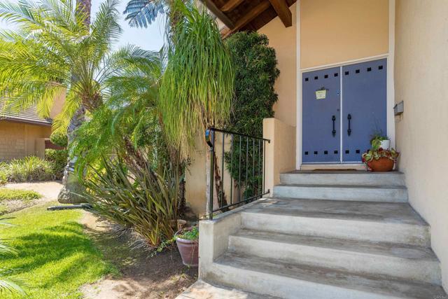 Image 2 of 27 For 12567 Pomerado Ct