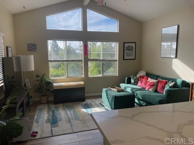 Detail Gallery Image 7 of 12 For 2415 Levante St, Carlsbad,  CA 92009 - 3 Beds | 2/1 Baths