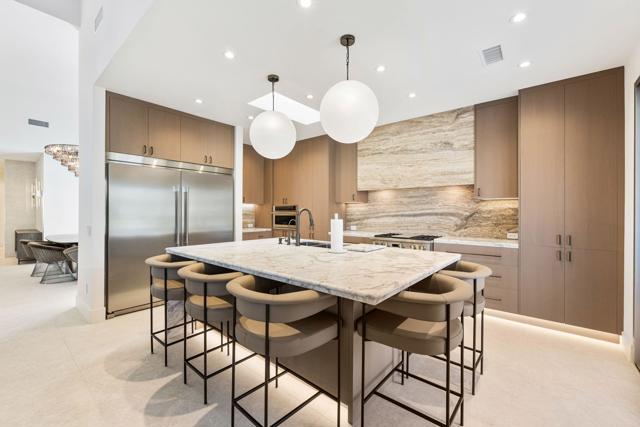 153 Lake Shore Drive, Rancho Mirage, CA 92270