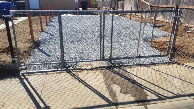 7440 38th Avenue, Sacramento CA: https://media.crmls.org/mediaz/56a64068-d5db-4fa6-9e40-d95a648ab90e.jpg