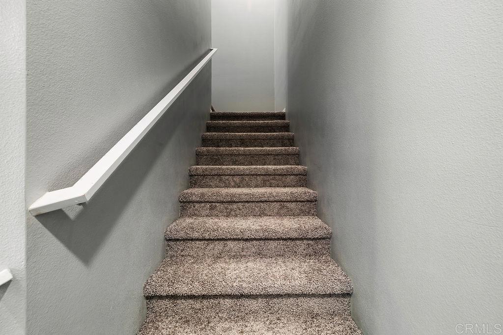 https://media.crmls.org/mediaz/56a70cfb-7f97-4a25-a177-8ad87dd8c669.jpg?preset=X-Large