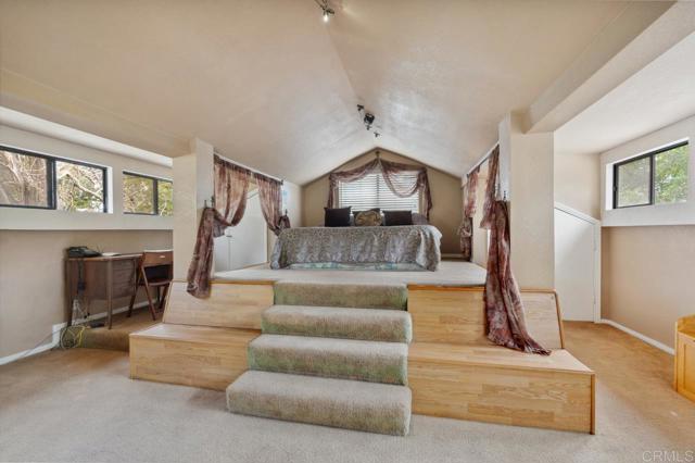 10880 Hess Drive, La Mesa CA: https://media.crmls.org/mediaz/56a8471c-e858-41ec-9742-281958ab7253.jpg
