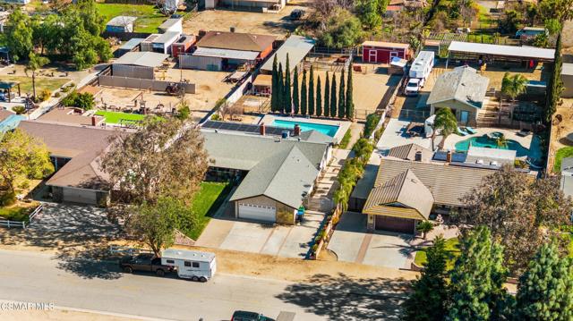 4931 Roundup Road, Norco CA: https://media.crmls.org/mediaz/56a8dfa4-603f-42c8-b373-cbab6f036d48.jpg