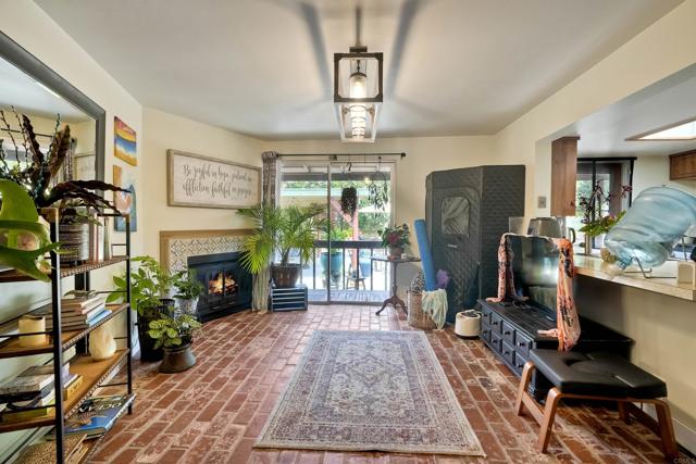 Detail Gallery Image 7 of 34 For 1080 Buena Pl, Carlsbad,  CA 92008 - – Beds | – Baths