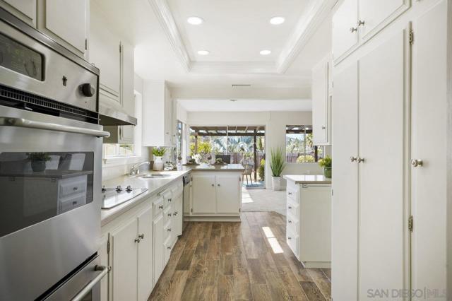 16736 Diego, San Diego CA: https://media.crmls.org/mediaz/56aa3e0e-bb4c-4c79-909b-943000851652.jpg