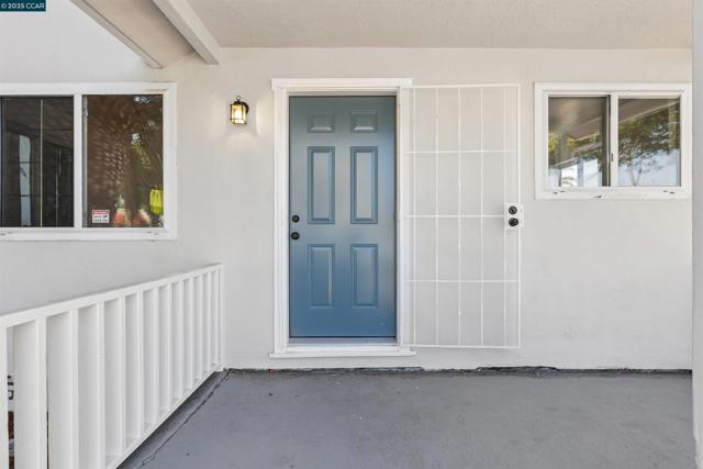 517 W 6th Street, Antioch CA: https://media.crmls.org/mediaz/56aa8cdf-2b67-4a2d-8274-20bd5d1d1201.jpg