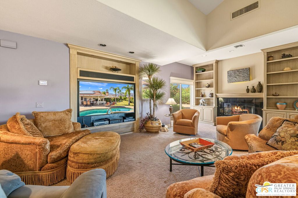 MLS #25601565PS image #25