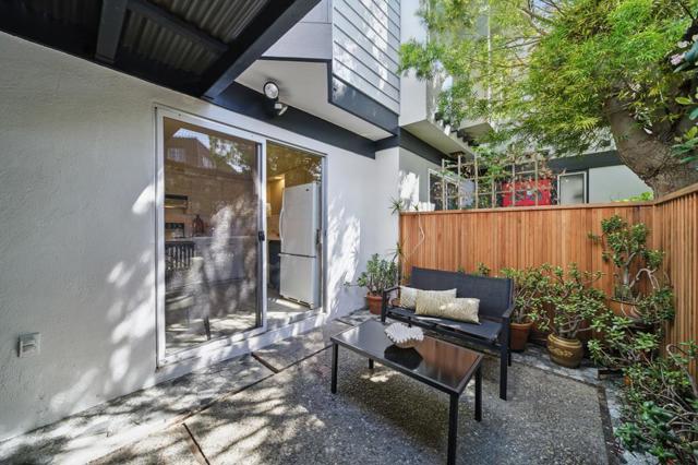 142 Oxford Lane, San Bruno CA: https://media.crmls.org/mediaz/56ab1759-44d9-4b50-94ec-3a575e640d51.jpg