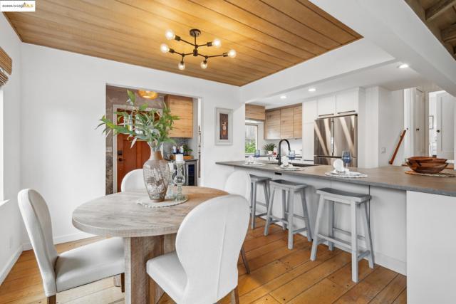 6951 Chambers Dr, Oakland CA: https://media.crmls.org/mediaz/56ac7a38-6912-4286-b9cd-250492875e96.jpg