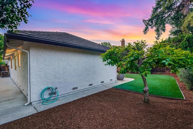 766 Mahogany Lane, Sunnyvale CA: https://media.crmls.org/mediaz/56ac8212-2877-4dd9-9986-b5588042c6d8.jpg