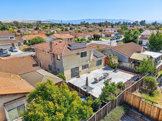 3065 Centerwood Way, San Jose CA: https://media.crmls.org/mediaz/56ac9caf-3509-46f3-8a71-3c69343595a9.jpg