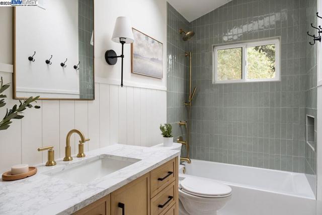 620 Manzanita Ave, Boulder Creek CA: https://media.crmls.org/mediaz/56acb4eb-5d5e-4850-b0aa-e5acbfe45ce7.jpg