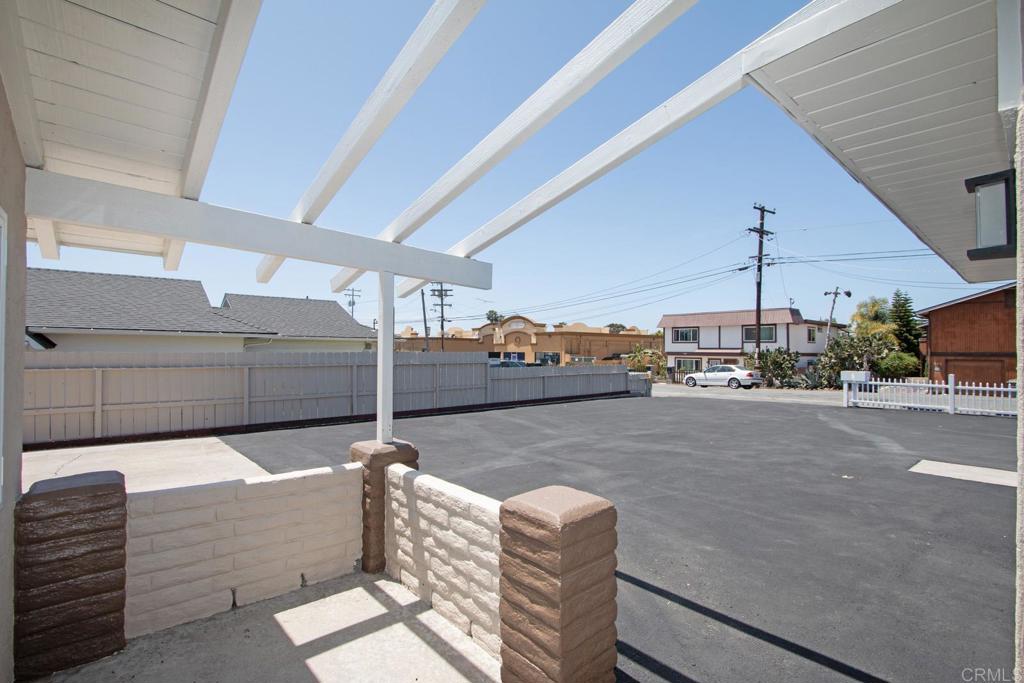 1133 Gardena Road - photo 4