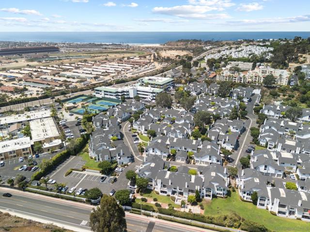 524 Via De La Valle,  CA: https://media.crmls.org/mediaz/56ad2f34-04ed-4f2a-93fc-44dd0c065108.jpg