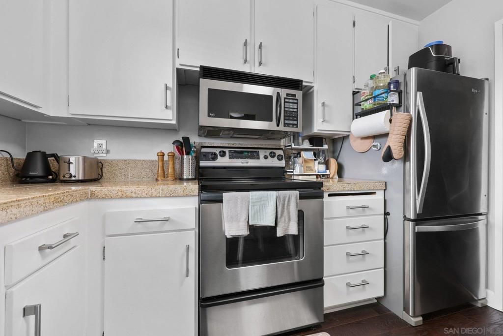 4180 Louisiana St - photo 16