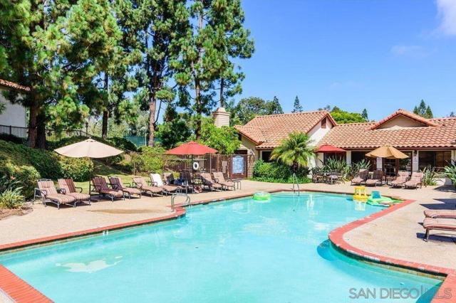 12655 Camino Mira Del Mar, San Diego CA: https://media.crmls.org/mediaz/56aec5d8-25c1-48ab-9bdc-bea6f98910d7.jpg