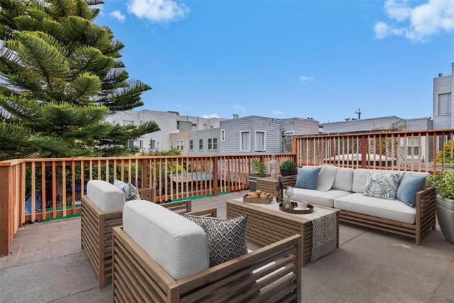 15241526 Irving Street, San Francisco CA: https://media.crmls.org/mediaz/56b01561-86d8-4e46-a9aa-86f55a6be7c3.jpg