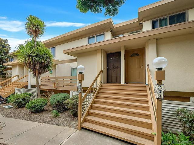 2640 Worden Street, San Diego, California 92110, 2 Bedrooms Bedrooms, ,1 BathroomBathrooms,Townhouse,For Sale,Worden Street,240023073SD