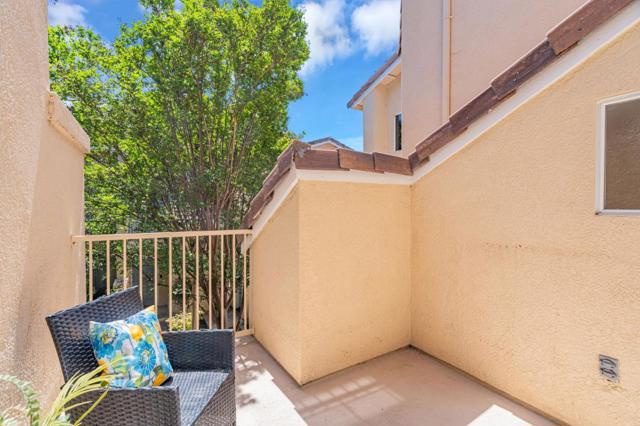 3344 Skyward Place, San Jose CA: https://media.crmls.org/mediaz/56b2ceb0-f4bb-476e-a0e6-bc810f22e6e9.jpg