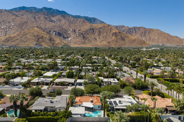 748 N Calle Rolph, Palm Springs, CA 92262