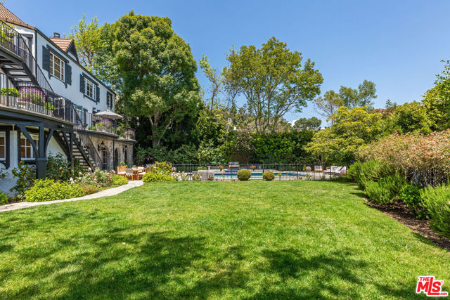 1756 Correa Way, Los Angeles CA: https://media.crmls.org/mediaz/56b4edb5-200d-4442-a5ee-f4221aca0020.jpg