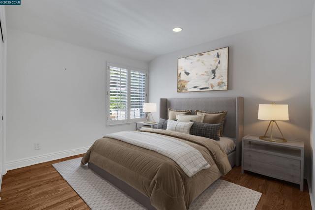 2345 San Miguel Dr, Walnut Creek CA: https://media.crmls.org/mediaz/56b52bb6-6a0d-4d8e-a4d7-77209cd7a6bc.jpg