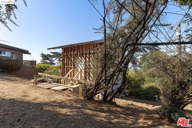 436 Panoramic Way, Berkeley CA: https://media.crmls.org/mediaz/56b60b99-cd84-4af5-bcc9-d660f5bbf1a0.jpg
