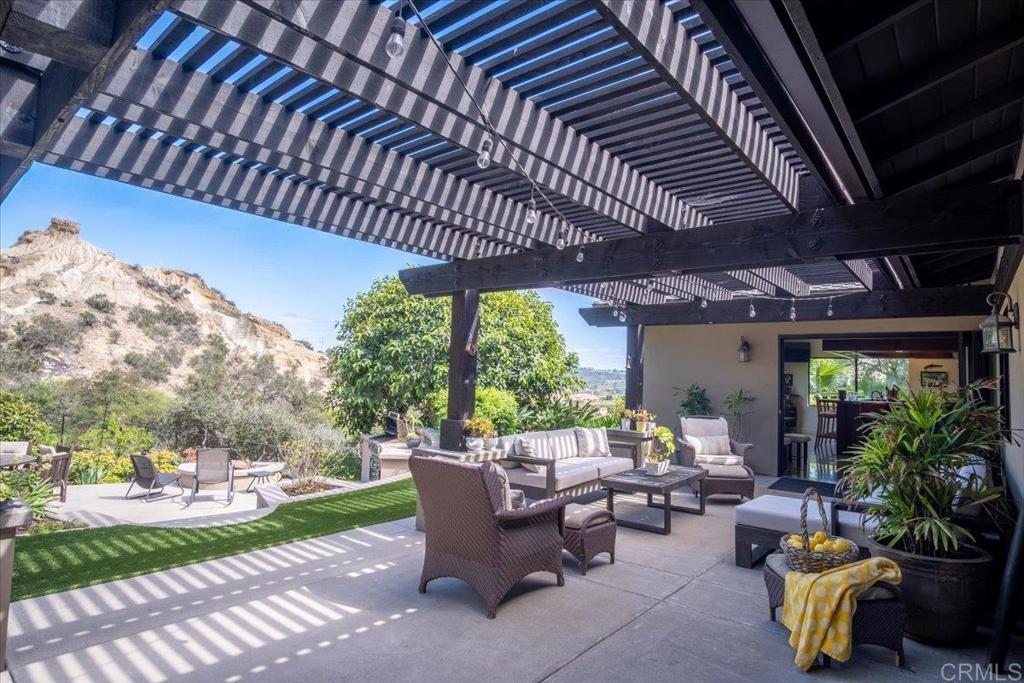 734 Avocado Ct - photo 6