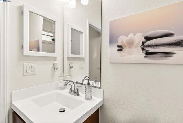 65 Pali, Pittsburg CA: https://media.crmls.org/mediaz/56b7367b-e23f-4abd-9a50-0aa6cb7350c4.jpg