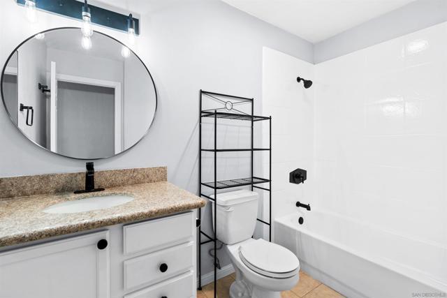 1280 W Main St, El Cajon CA: https://media.crmls.org/mediaz/56b7bc90-f3c0-4950-a1aa-2cfed731a9e6.jpg