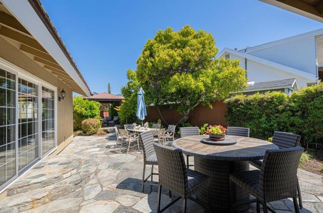 22470 Estoque Place, Salinas CA: https://media.crmls.org/mediaz/56b96c8d-e33a-4214-9207-9e645f20a5d9.jpg