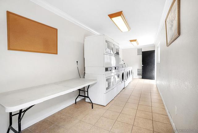 6602 Beadnell Way, San Diego CA: https://media.crmls.org/mediaz/56b98227-ed77-4292-a5db-ba267ab1e384.jpg