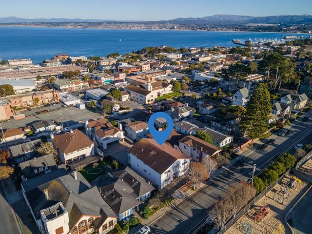 674 Laine Street, Monterey CA: https://media.crmls.org/mediaz/56b9d8a2-f7e1-4246-96cd-9747ec7edd3d.jpg