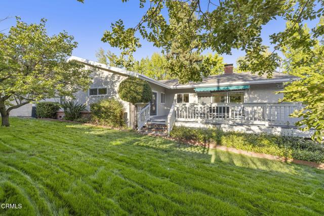 9545 Creemore Place, Tujunga CA: https://media.crmls.org/mediaz/56b9ee0f-f305-4d52-a412-6e685937d22f.jpg