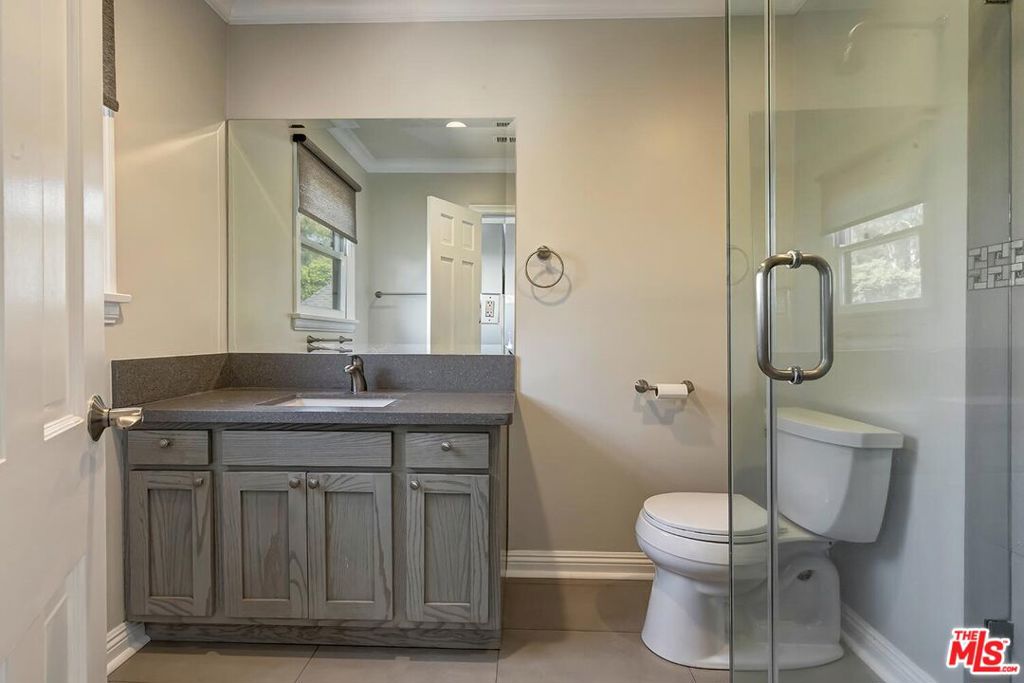 MLS #25602747 image #31