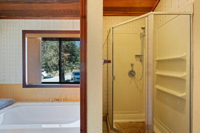 20101 Panoche Road, Paicines CA: https://media.crmls.org/mediaz/56bb6f08-4553-4207-a778-ab18c16ed6b2.jpg