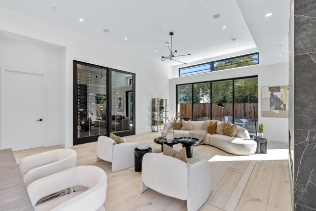 3502 Bryant Street, Palo Alto CA: https://media.crmls.org/mediaz/56bbc017-eac8-461b-8fc0-ead5ae50d6a7.jpg