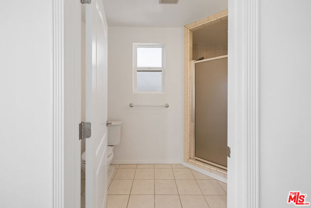 7412 Denrock Avenue, Los Angeles CA: https://media.crmls.org/mediaz/56bc5022-b411-4d6f-a4cd-56ada697263a.jpg
