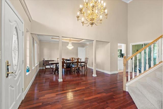 17 Bella Vista Lane, Gilroy CA: https://media.crmls.org/mediaz/56bcc6ce-d499-40da-8df5-c4adff78a20d.jpg