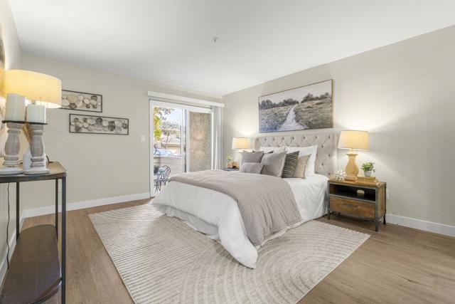 141 Albacore Lane, Foster City CA: https://media.crmls.org/mediaz/56bda504-8bf4-47f6-b868-e7d741a36993.jpg