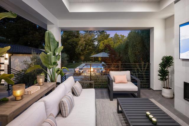 424 Occidental Avenue, San Mateo CA: https://media.crmls.org/mediaz/56bdabc5-6da8-4d34-baec-f4c394d3c44c.jpg