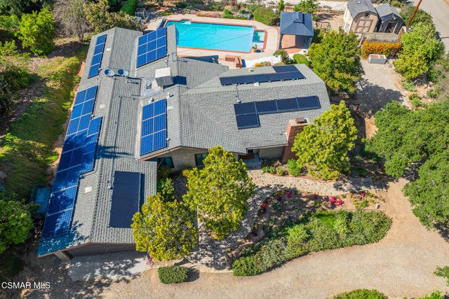 1585 Loma Drive, Ojai CA: https://media.crmls.org/mediaz/56bdb3ae-5d04-479e-a6f5-3837e8c0e7cb.jpg