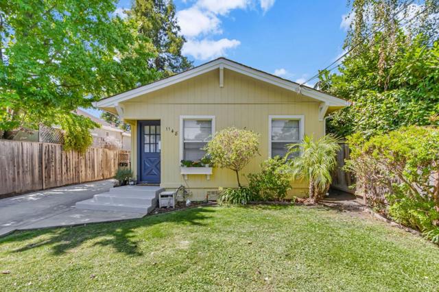 1148 Saint Francis Street, Redwood City CA: https://media.crmls.org/mediaz/56bdb3e6-82aa-4ce7-a98d-ba5514715f9e.jpg