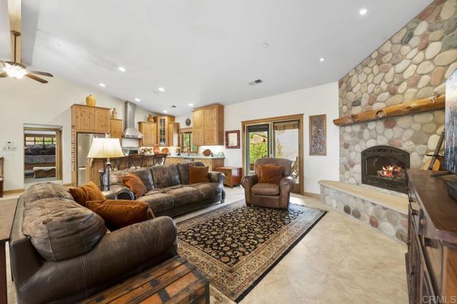 Detail Gallery Image 7 of 55 For 884 Rykers Ridge Rd, Ramona,  CA 92065 - 3 Beds | 3 Baths