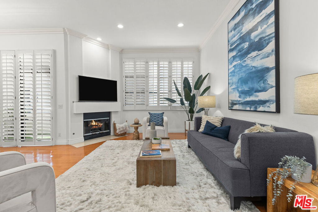 11636 Montana Avenue #107