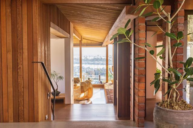 3016 Rogers Street, San Diego CA: https://media.crmls.org/mediaz/56c13b92-e53c-421d-b86b-3b1be05ac45e.jpg